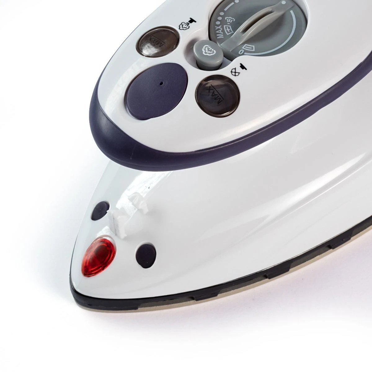 Mini Steam Iron | Prym 4 Mini Steam Iron | Prym - Image 3