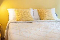 New - White Cotton Rich Wadding | Vilene (Vlieseline) -Arts and Crafts vilene natural cotton wadding 276 demo